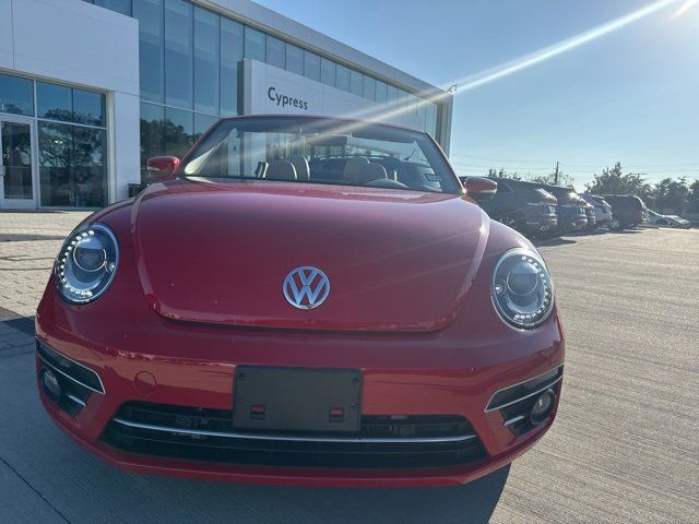 2019 Volkswagen Beetle SE