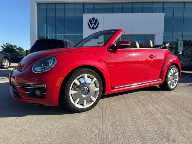 2019 Volkswagen Beetle SE