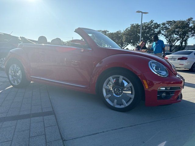 2019 Volkswagen Beetle SE