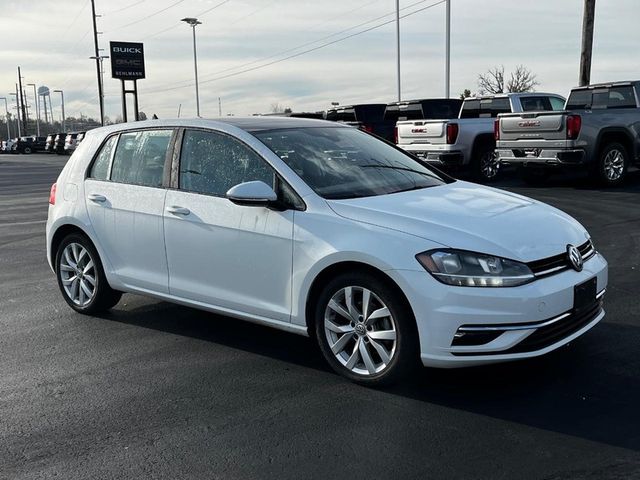 2019 Volkswagen Golf SE