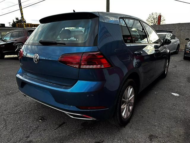 2019 Volkswagen Golf SE