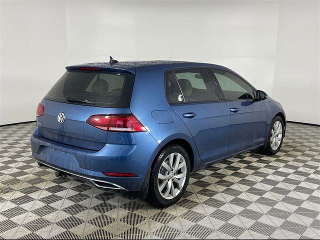 2019 Volkswagen Golf SE