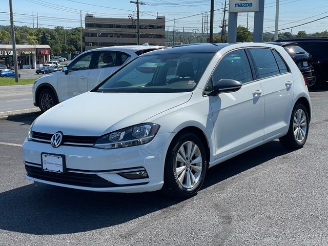 2019 Volkswagen Golf SE