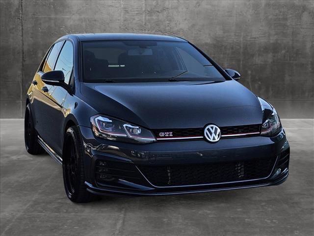 2019 Volkswagen Golf GTI SE