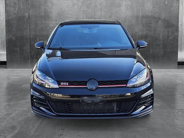 2019 Volkswagen Golf GTI SE