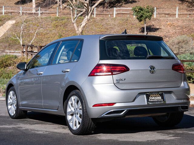 2019 Volkswagen Golf SE