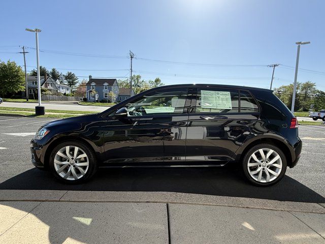 2019 Volkswagen Golf SE