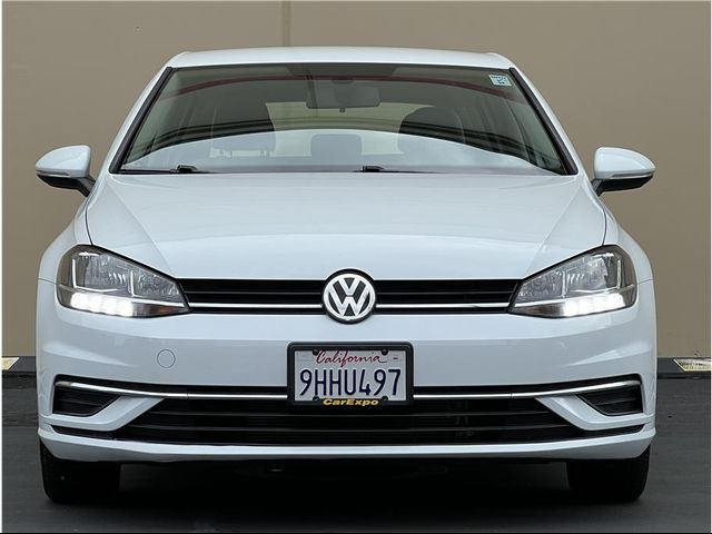 2019 Volkswagen Golf SE