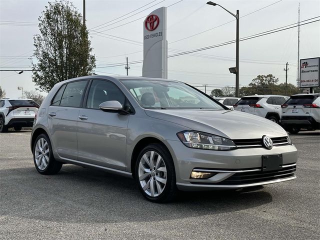 2019 Volkswagen Golf SE