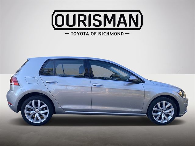 2019 Volkswagen Golf SE