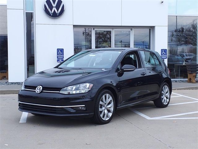 2019 Volkswagen Golf SE