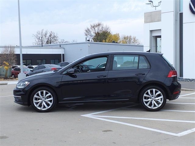 2019 Volkswagen Golf SE