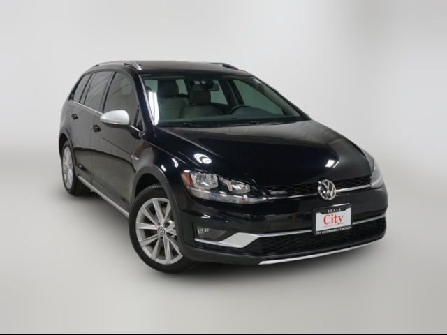 2019 Volkswagen Golf Alltrack SE