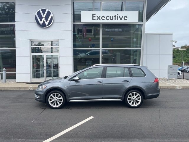 2019 Volkswagen Golf Alltrack S