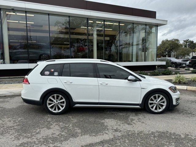 2019 Volkswagen Golf Alltrack S