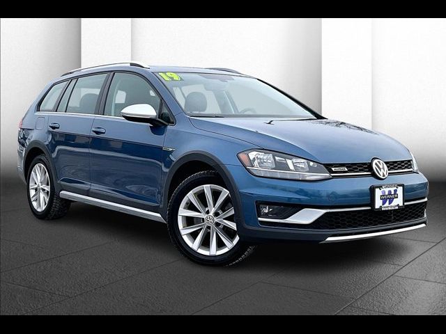 2019 Volkswagen Golf Alltrack 