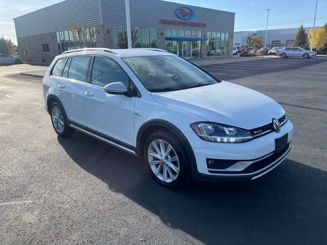 2019 Volkswagen Golf Alltrack S