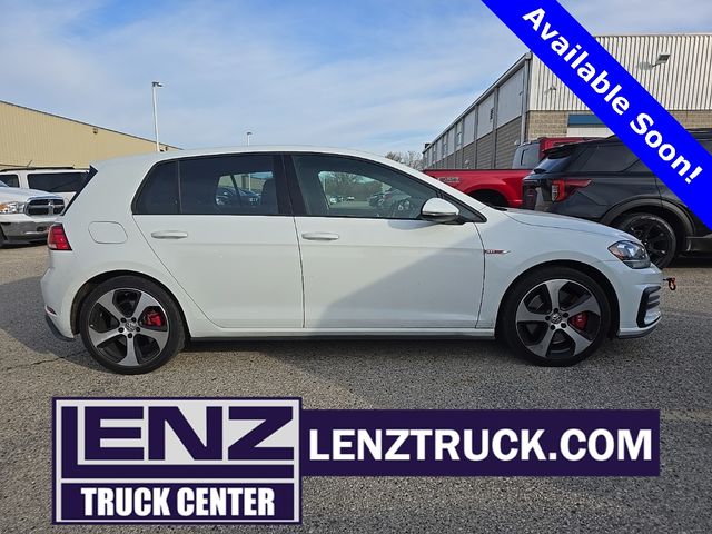 2019 Volkswagen Golf GTI SE