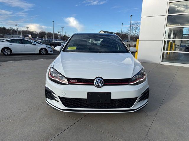 2019 Volkswagen Golf GTI S