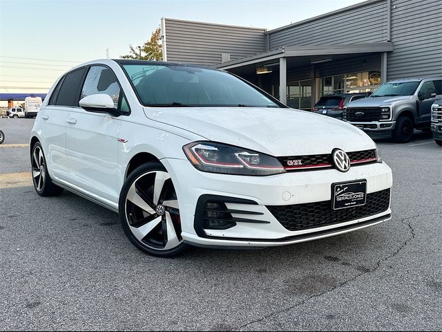 2019 Volkswagen Golf GTI SE