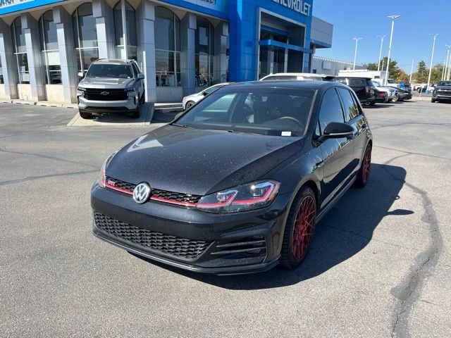 2019 Volkswagen Golf GTI SE