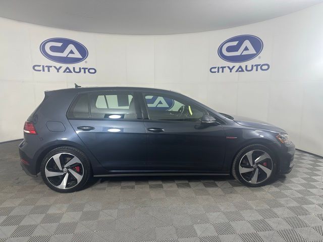 2019 Volkswagen Golf GTI SE