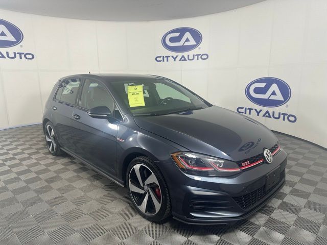 2019 Volkswagen Golf GTI SE