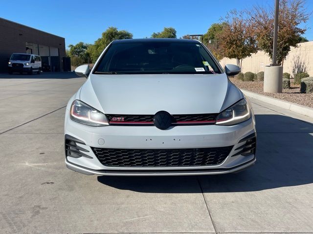 2019 Volkswagen Golf GTI SE