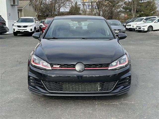 2019 Volkswagen Golf GTI SE