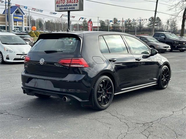 2019 Volkswagen Golf GTI SE