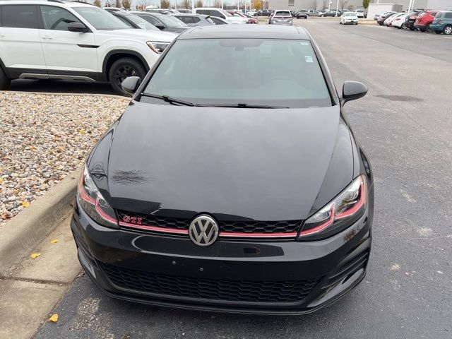 2019 Volkswagen Golf GTI SE