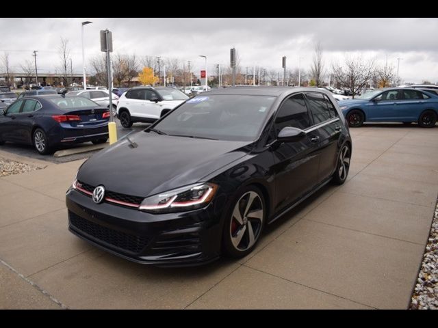 2019 Volkswagen Golf GTI SE