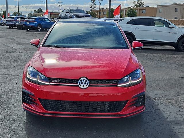 2019 Volkswagen Golf GTI SE