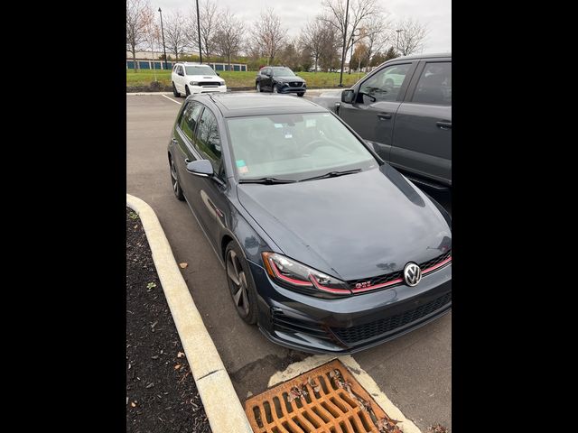 2019 Volkswagen Golf GTI SE