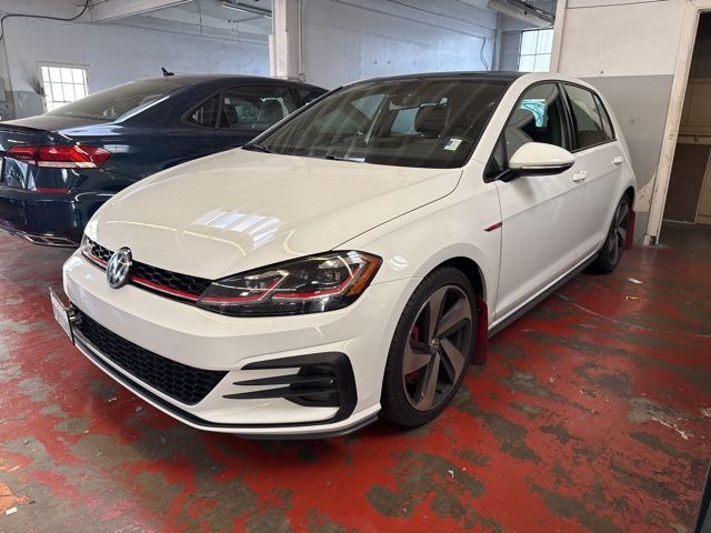 2019 Volkswagen Golf GTI SE