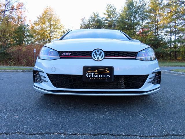 2019 Volkswagen Golf GTI SE