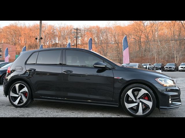 2019 Volkswagen Golf GTI SE