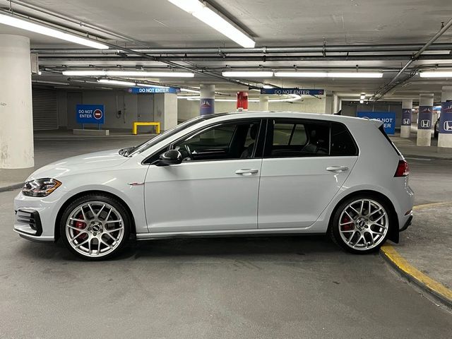 2019 Volkswagen Golf GTI SE