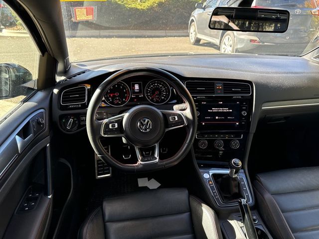 2019 Volkswagen Golf GTI SE