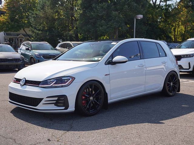 2019 Volkswagen Golf GTI SE