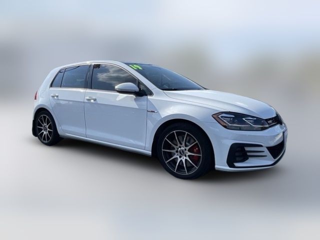 2019 Volkswagen Golf GTI SE
