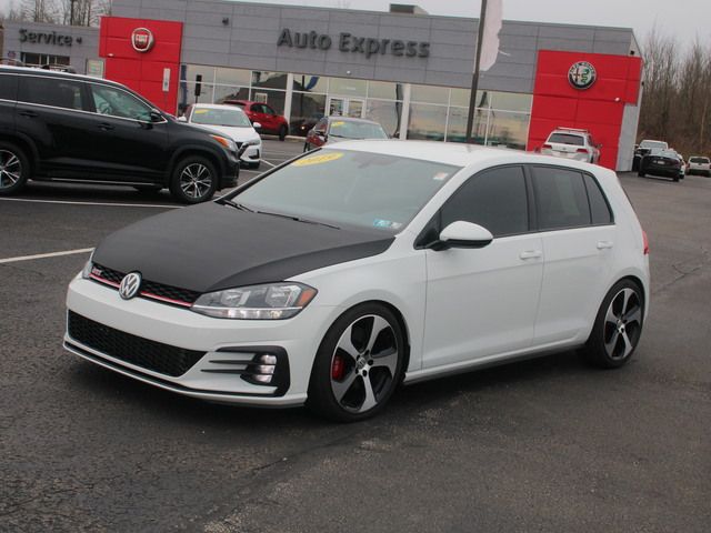 2019 Volkswagen Golf GTI S