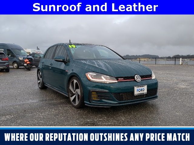 2019 Volkswagen Golf GTI SE