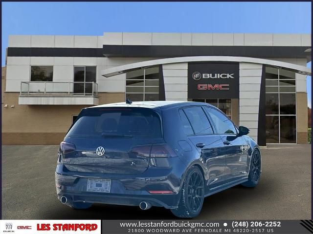 2019 Volkswagen Golf GTI SE