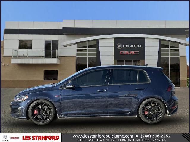 2019 Volkswagen Golf GTI SE