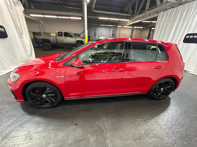 2019 Volkswagen Golf GTI SE