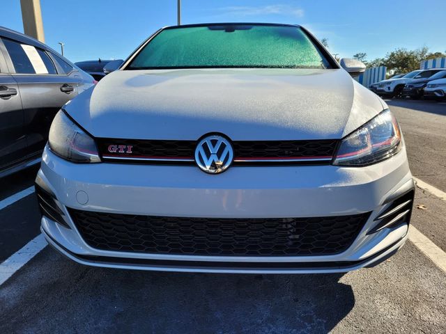 2019 Volkswagen Golf GTI SE