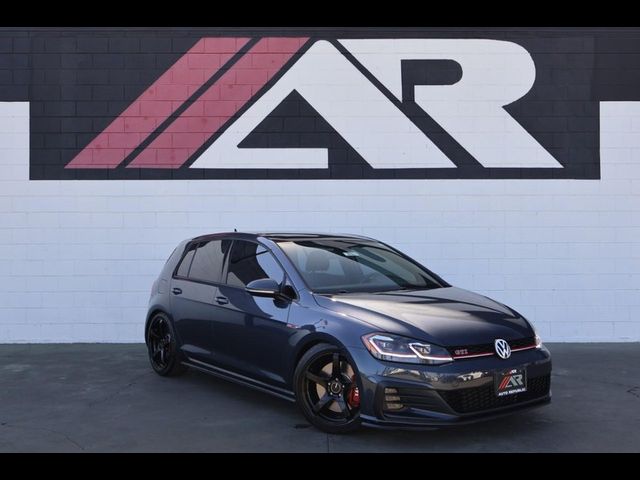 2019 Volkswagen Golf GTI SE