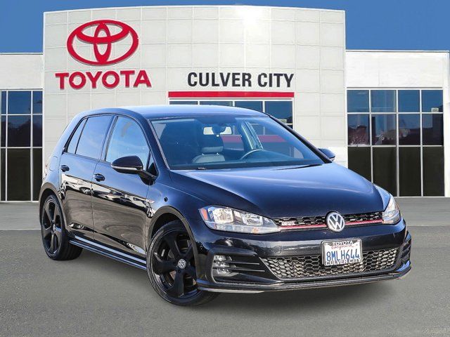 2019 Volkswagen Golf GTI SE