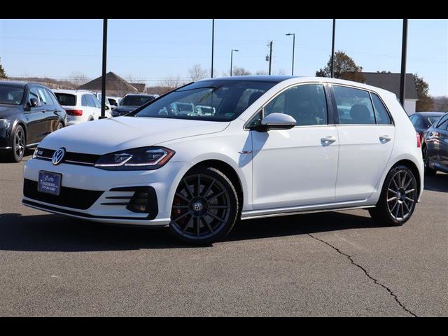2019 Volkswagen Golf GTI SE